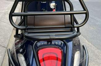 Combo Phụ Kiện VinFast EVO: Biến Hóa Phong Cách Vespa Sang Trọng Cho Xe Điện