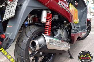 YSS oil tank fork mounted on Dylan
