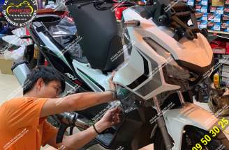 Glue Honda ADV 150
