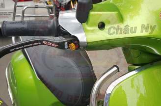 Custom CRG Carbon handbrake for Vespa Sprint
