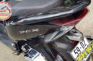 Chrome-plated PCX 2018 taillights
