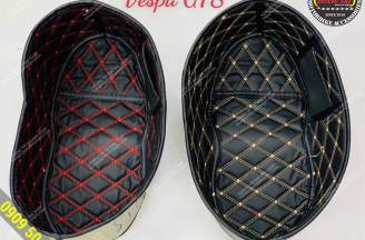 High-quality leather trunk lining for Vespa GTS
