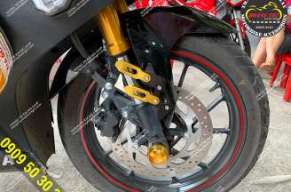 Protect motorcycle front fork
