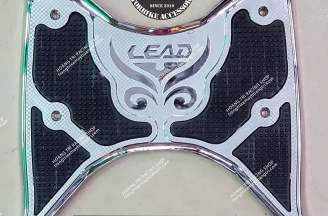 Lead 2018 chrome plated footrest
