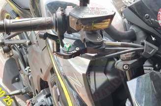 Kawasaki Z1000 style brake
