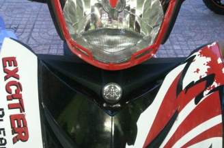 Indo Exciter 150 . headlight cover
