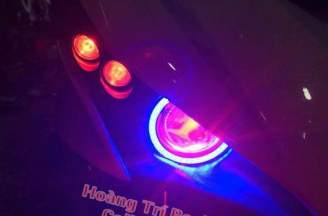 Synthetic lights for motorcycles
