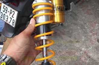 Genuine Ohlins rear fork with Italian SH
