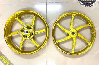 X1R 6-wheel rims 4.0 and 2.5 versions installed Winner, Winner X
