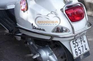 Protective frame for Vespa LX with 2 floors
