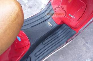 Vespa LX floor mats
