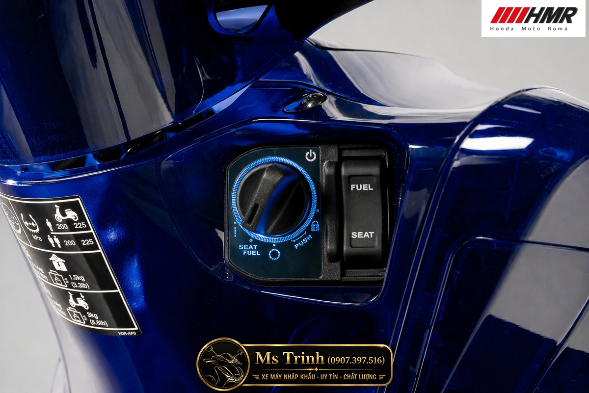 SH150 Vetro Blue New Concept vẫn giữ vóc dáng đặc trưng của SH Ý