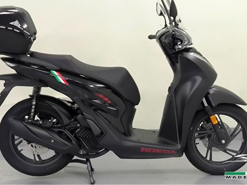 Zoom cận cảnh thiết kế tay côn Honda SH150 Sport Đen sốt sình sịch tại Cub Shop