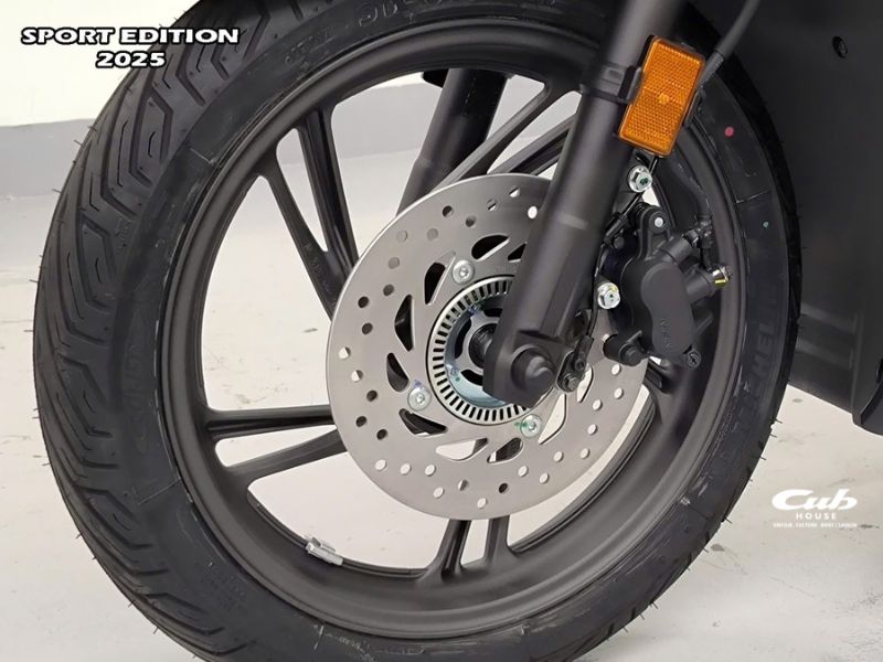 Bộ bánh trước an toàn, thông minh của Honda Sh150 Sport Đen