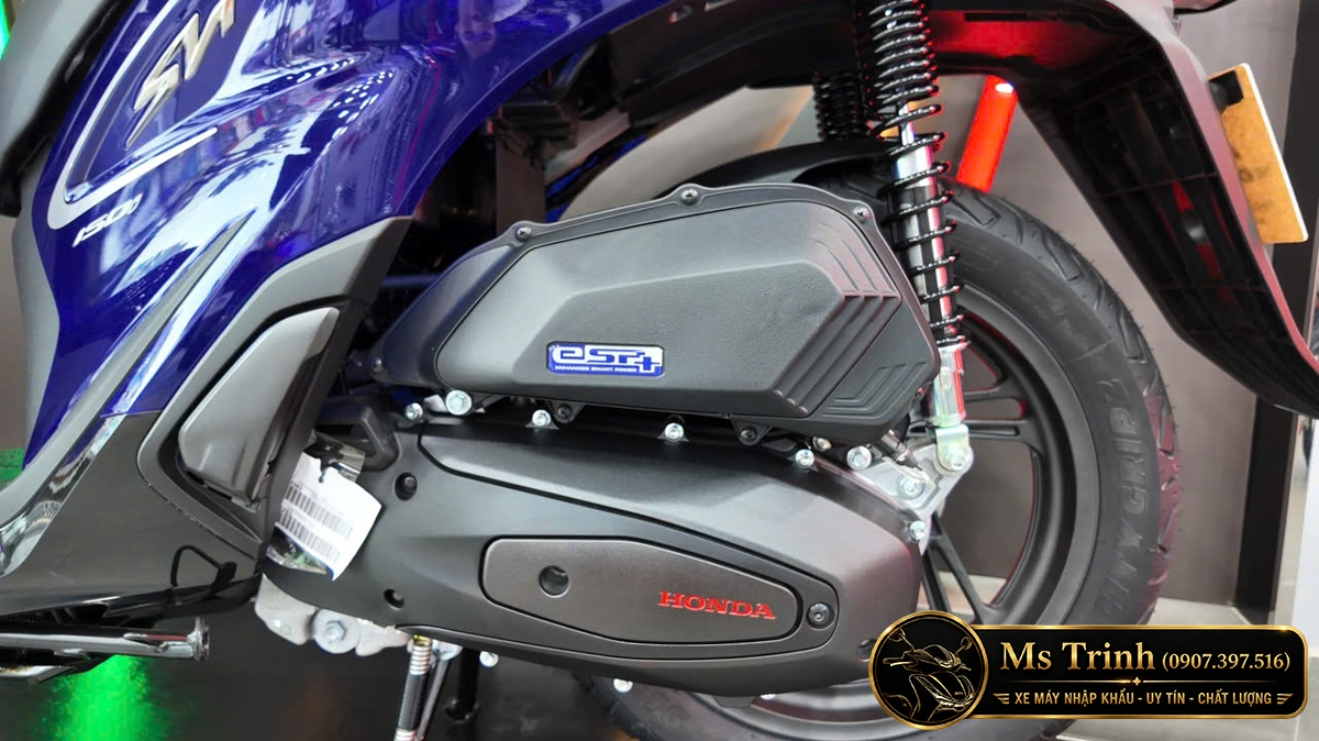 SH150 Vetro Blue HMR Vẫn là sắc xanh Sapphire, nhưng diện mạo đã khác