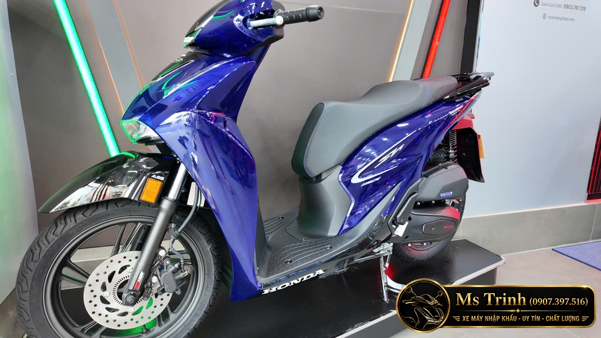 SH150 Vetro Blue HMR Vẫn là sắc xanh Sapphire, nhưng diện mạo đã khác