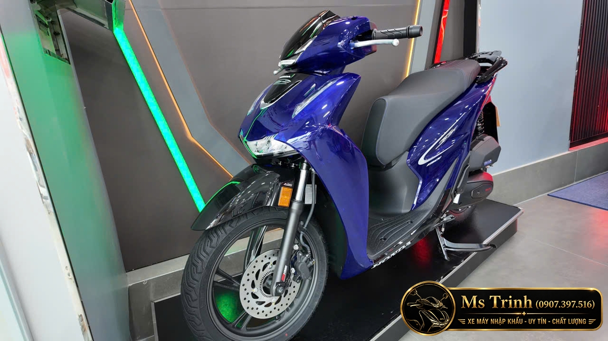 SH150 Vetro Blue HMR Vẫn là sắc xanh Sapphire, nhưng diện mạo đã khác